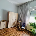Alteschule15 * Leibsch
