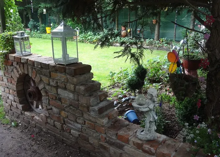 Alteschule15 * Leibsch